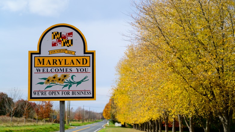 A welcome to Maryland sign