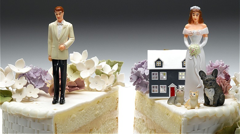 Separated wedding cake
