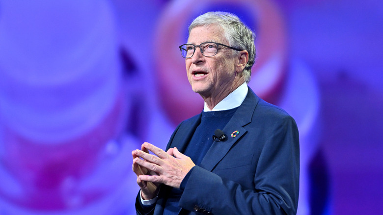 Bill Gates Speaking at a UN assembly in New York