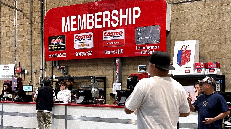 Costco membership desk