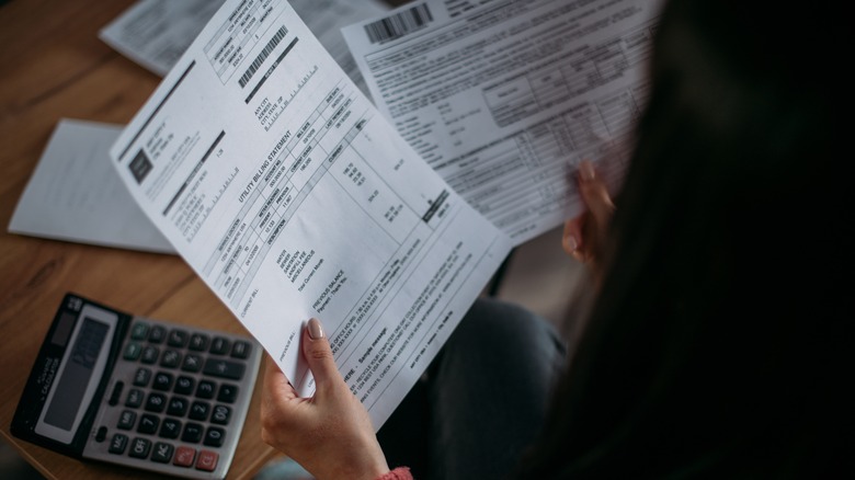 Pay slips and utility bills