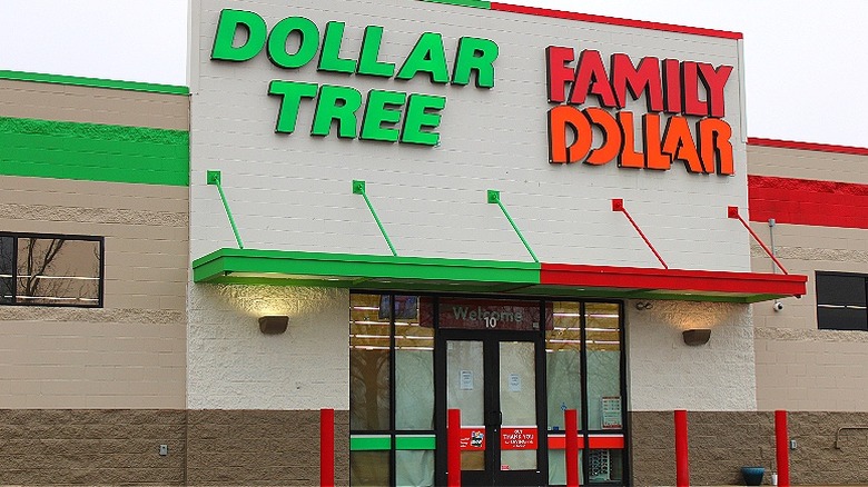 Closed Family Dollar location