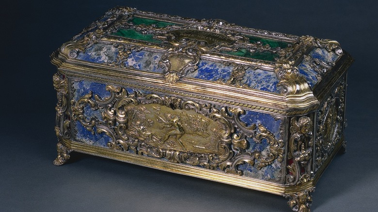 a malachite casket