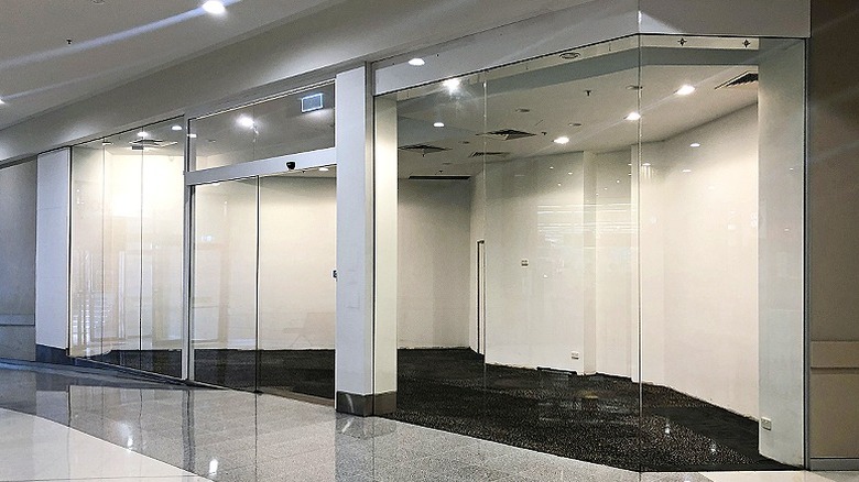 Empty mall storefront