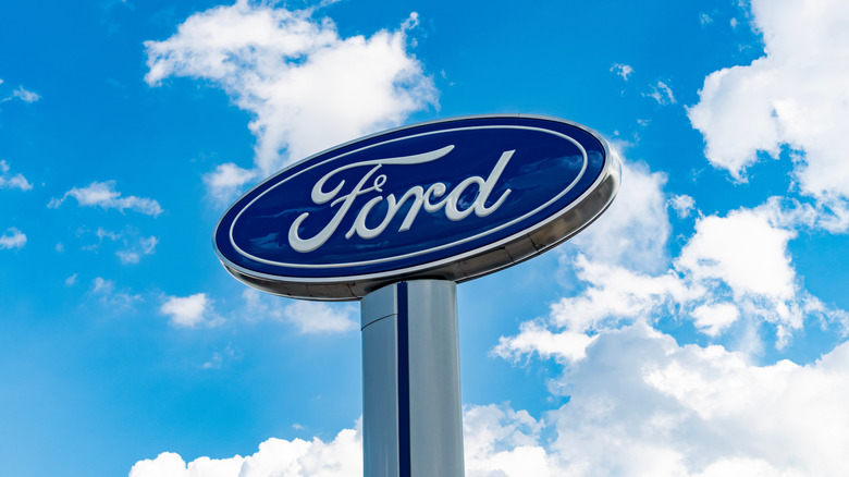 A Ford sign