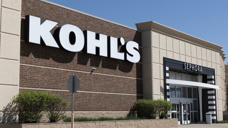 Exterior of a Kohl's department store