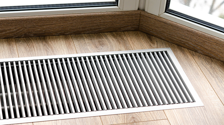 clear unblocked heater vent