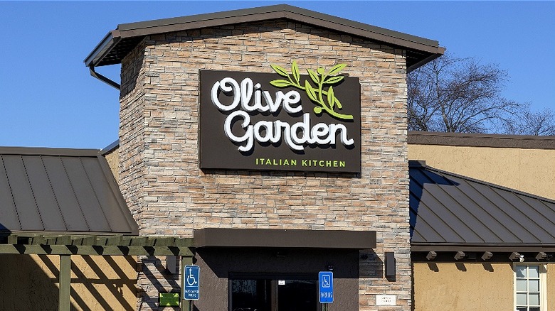 Front of Olive Garden restaurant