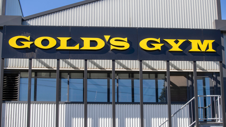 A Gold's Gym