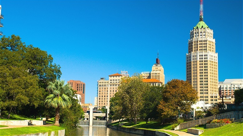 San Antonio, Texas, downtown skyline