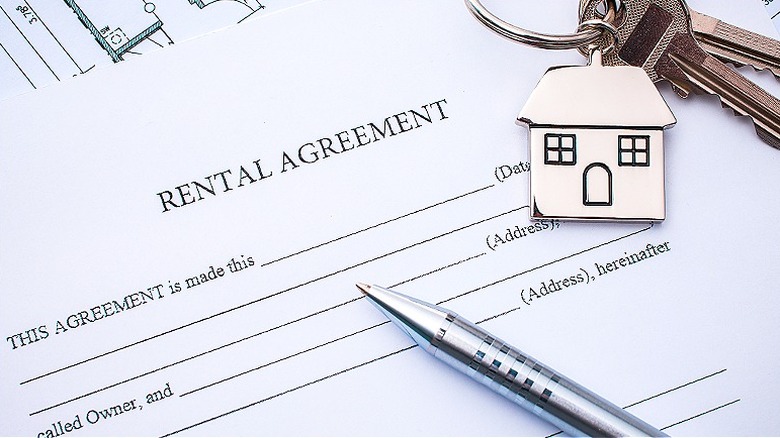 Apartment lease agreement