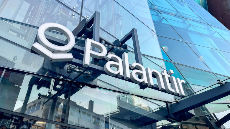 Palantir logo on Japanese office location