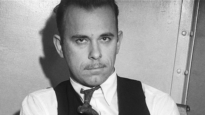 John Dillinger in police lockup 