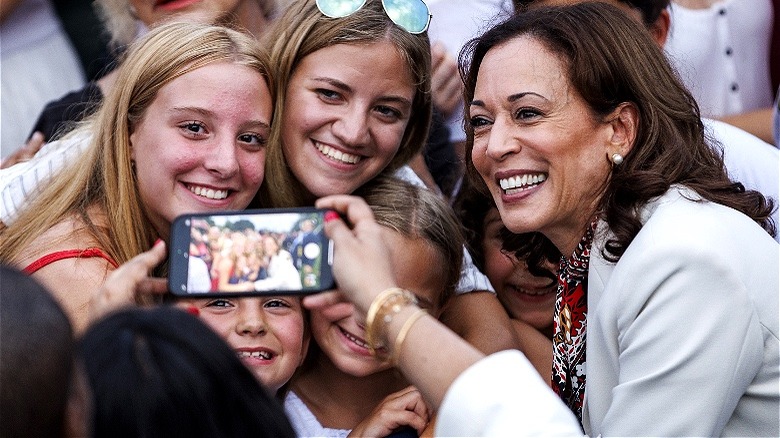 Kamala Harris selfie with fans