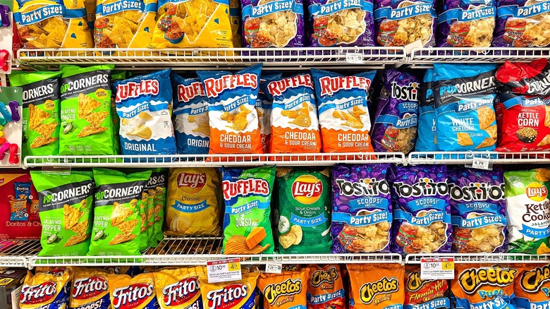 A chip aisle in a grocery store