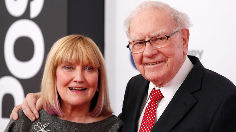 Warren and Susie Buffett at 2017 premier of 