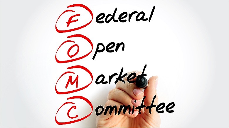 Writing "Federal Open Market Committee"
