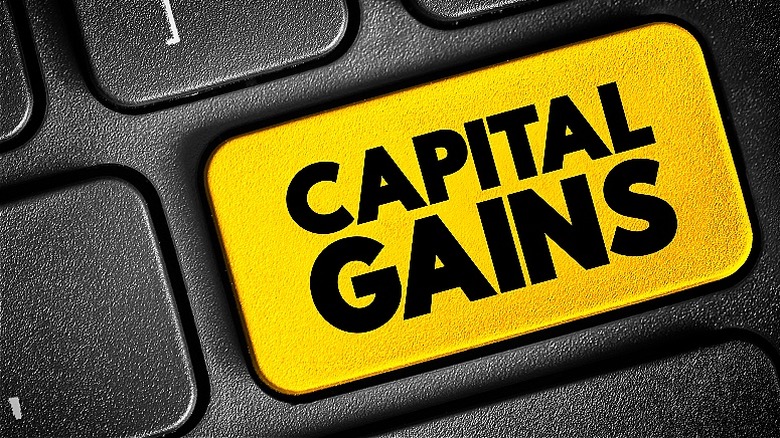 Capital gains button on keyboard