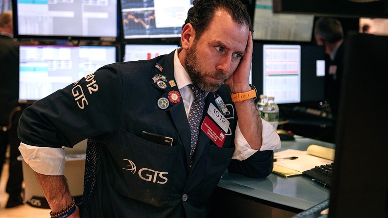 NYSE trader reacts to news