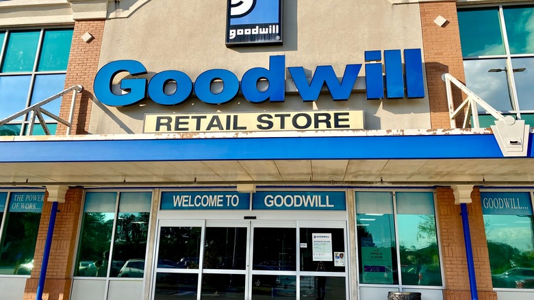Goodwil thrift store