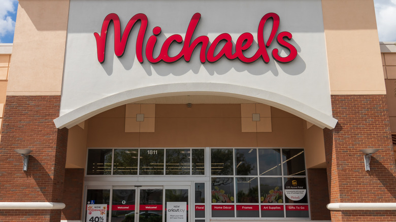 Michael's arts and crafts store