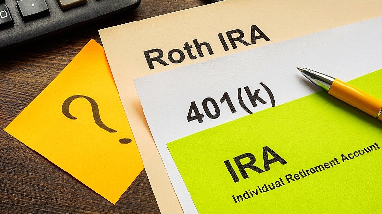 Roth IRA, 401(k), IRA papers 