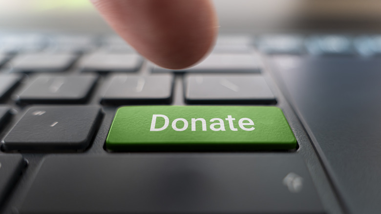 Pressing keyboard "donate" button