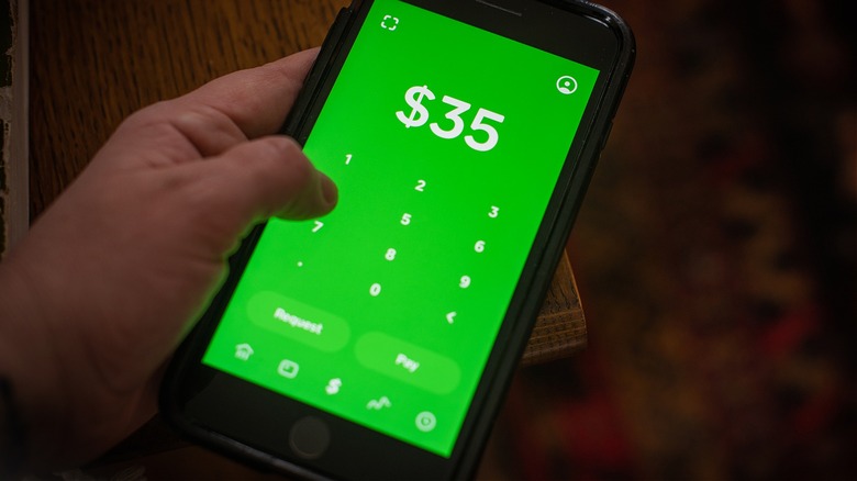 Sending $35 on Cash App