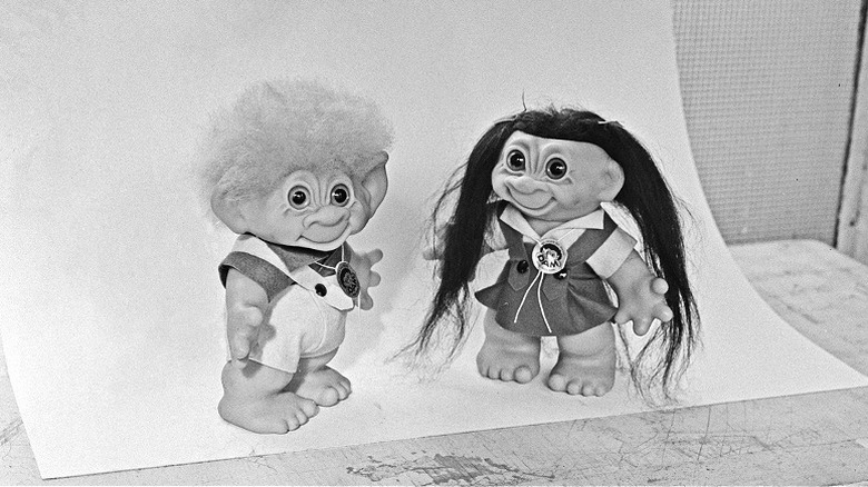 A pair of 1965 Dam troll dolls